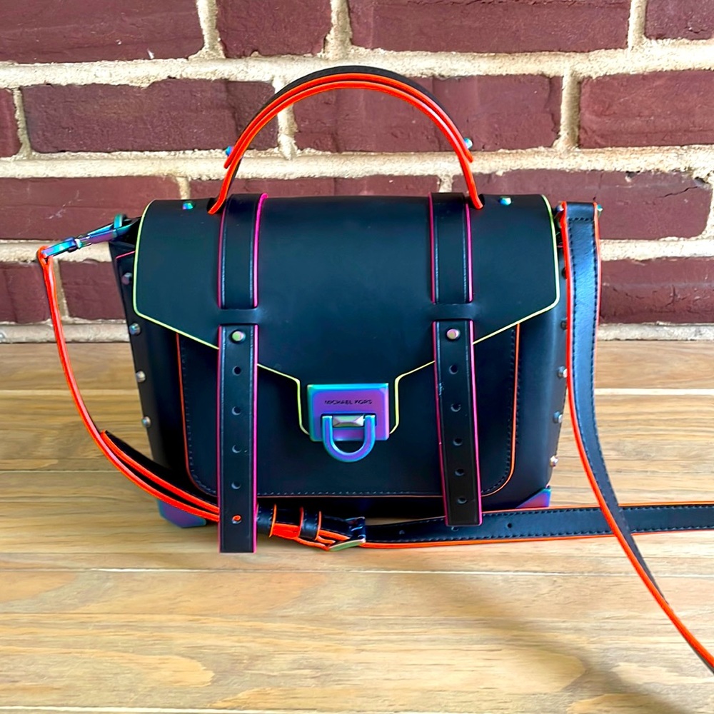 Vibrant Michael Kors crossbody